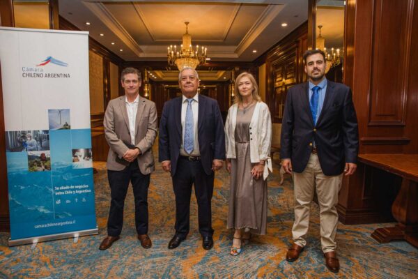 Desayuno-camara-chileno-argentina-19