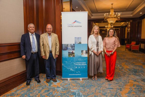 Desayuno-camara-chileno-argentina-4