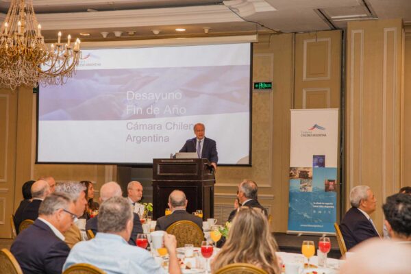 Desayuno-camara-chileno-argentina-43