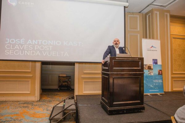 Desayuno-camara-chileno-argentina-51